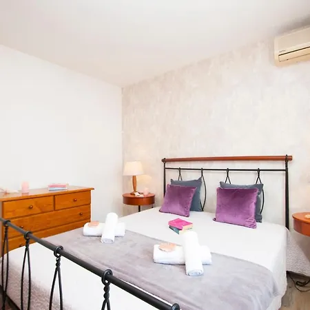 Hollywood - Sitio Calmo Com Piscina Aquecivel E Bbq - Albufeira