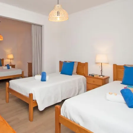 Hollywood By Algarve Vacation *