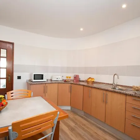 Hollywood By Algarve Vacation *