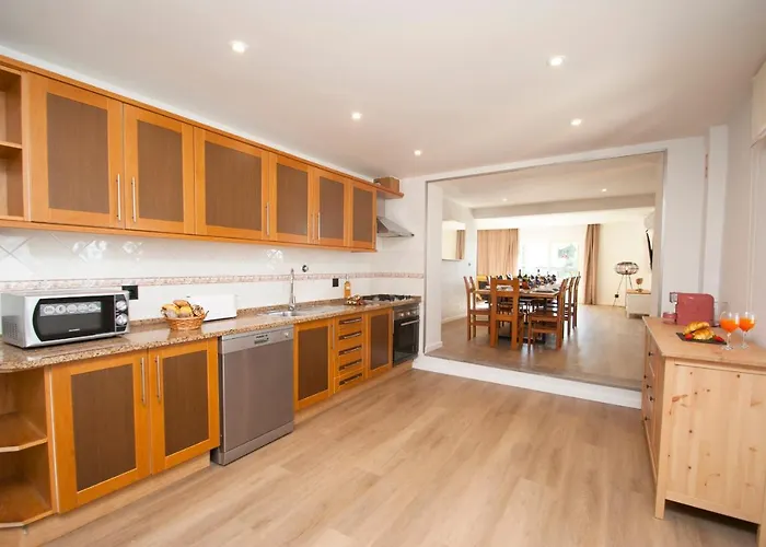 Hollywood By Algarve Vacation Villa *