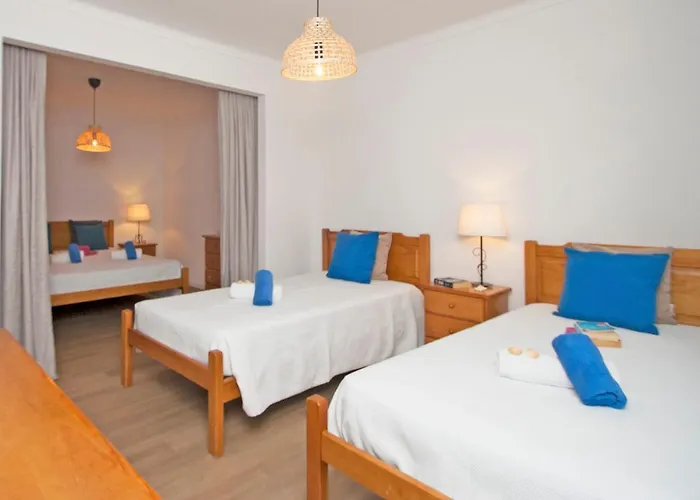 Hollywood By Algarve Vacation *