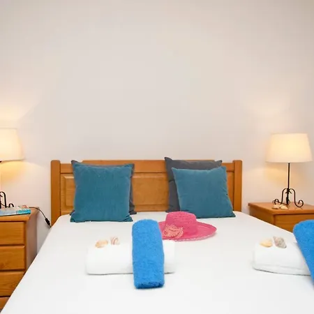 Villa Hollywood - Sítio Calmo Com Piscina Aquecível E Bbq - Albufeira