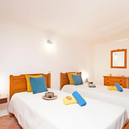 Villa Hollywood - Sítio Calmo Com Piscina Aquecível E Bbq - Albufeira